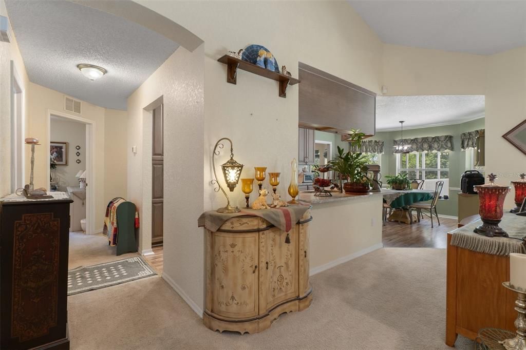 Active With Contract: $379,900 (3 beds, 2 baths, 1841 Square Feet)