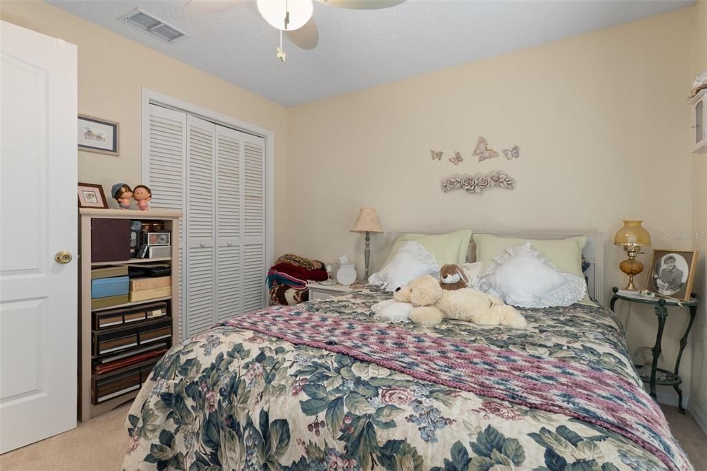 Active With Contract: $379,900 (3 beds, 2 baths, 1841 Square Feet)