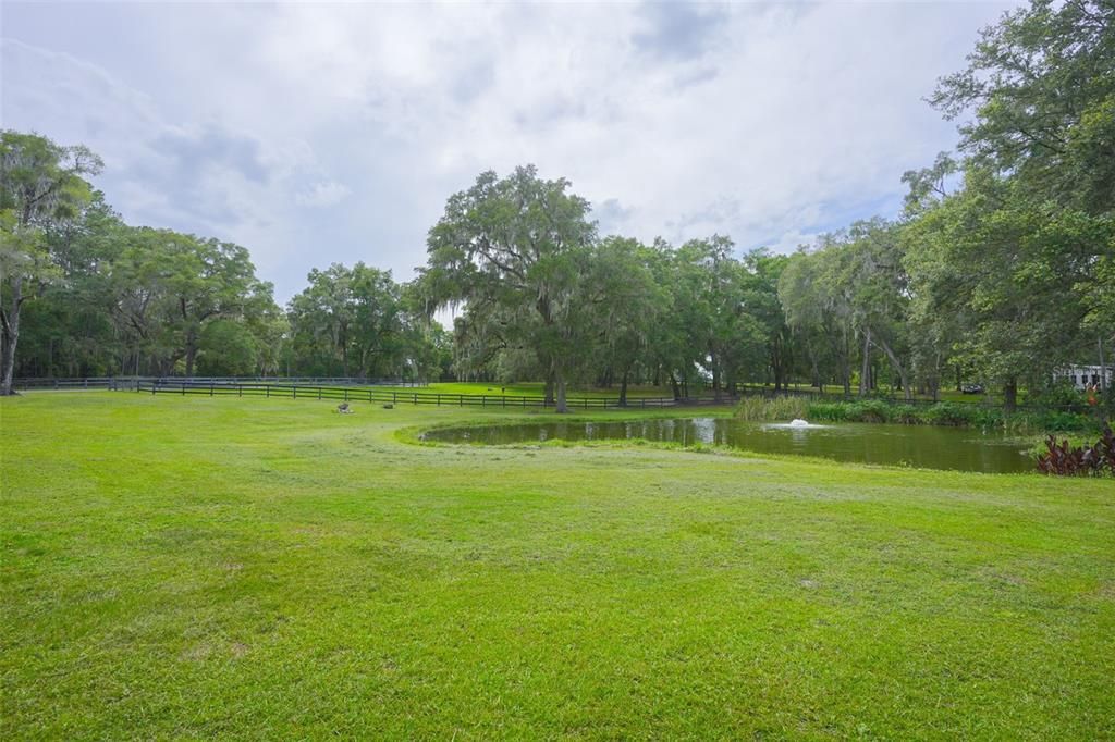 En Venta: $1,290,000 (2 camas, 2 baños, 2740 Pies cuadrados)