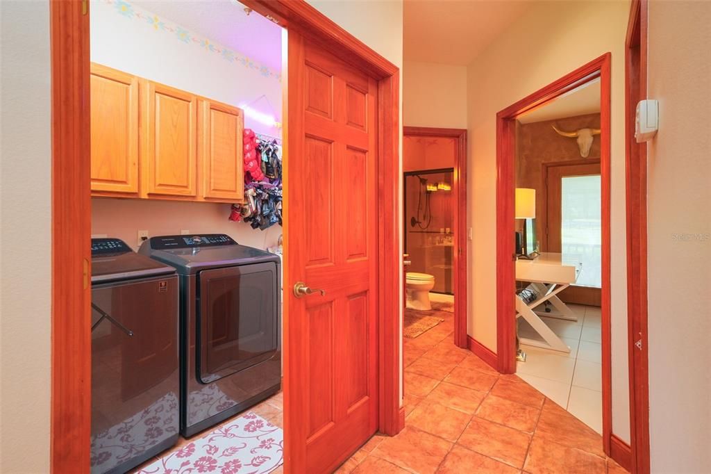 En Venta: $1,290,000 (2 camas, 2 baños, 2740 Pies cuadrados)