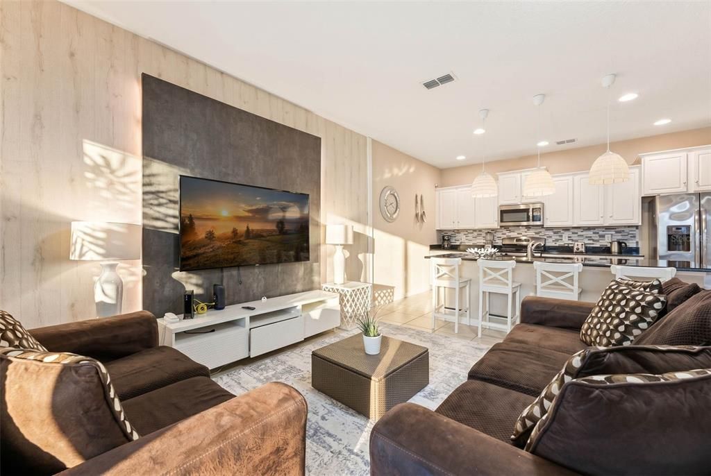For Sale: $380,000 (4 beds, 3 baths, 2184 Square Feet)