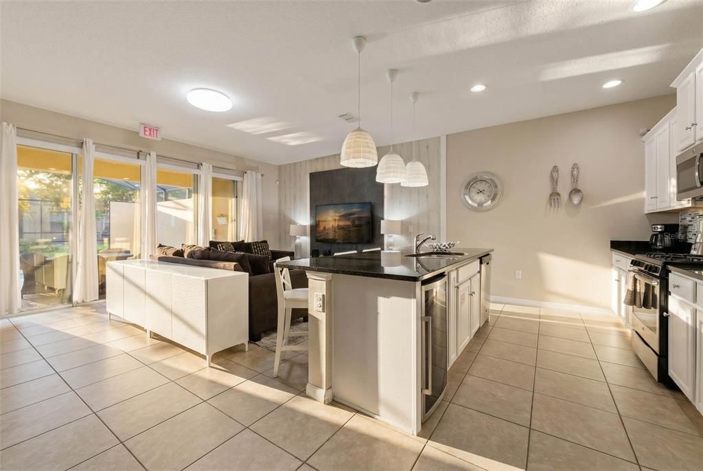 For Sale: $380,000 (4 beds, 3 baths, 2184 Square Feet)