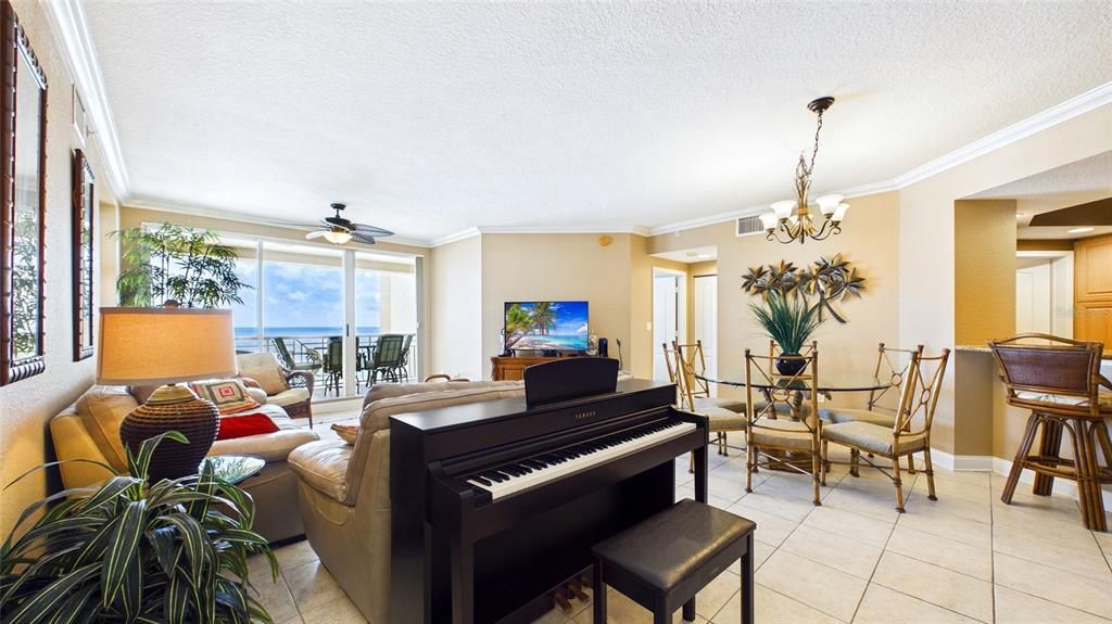 For Sale: $1,699,000 (3 beds, 2 baths, 1600 Square Feet)