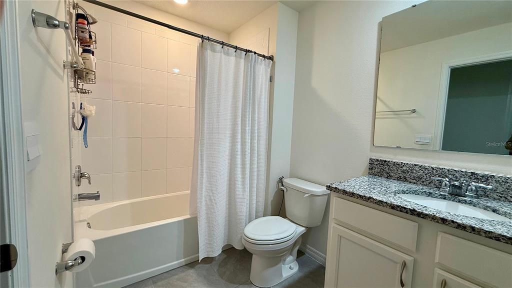 For Rent: $2,850 (3 beds, 2 baths, 1814 Square Feet)