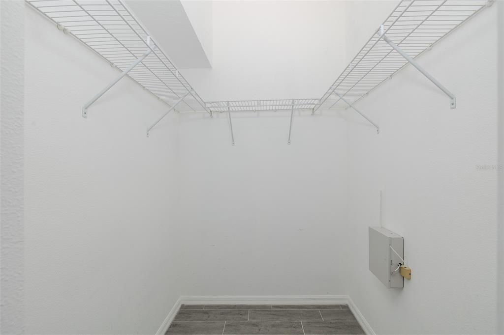 En Venta: $595,000 (5 camas, 3 baños, 2176 Pies cuadrados)