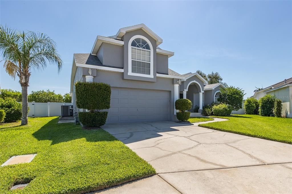 En Venta: $595,000 (5 camas, 3 baños, 2176 Pies cuadrados)