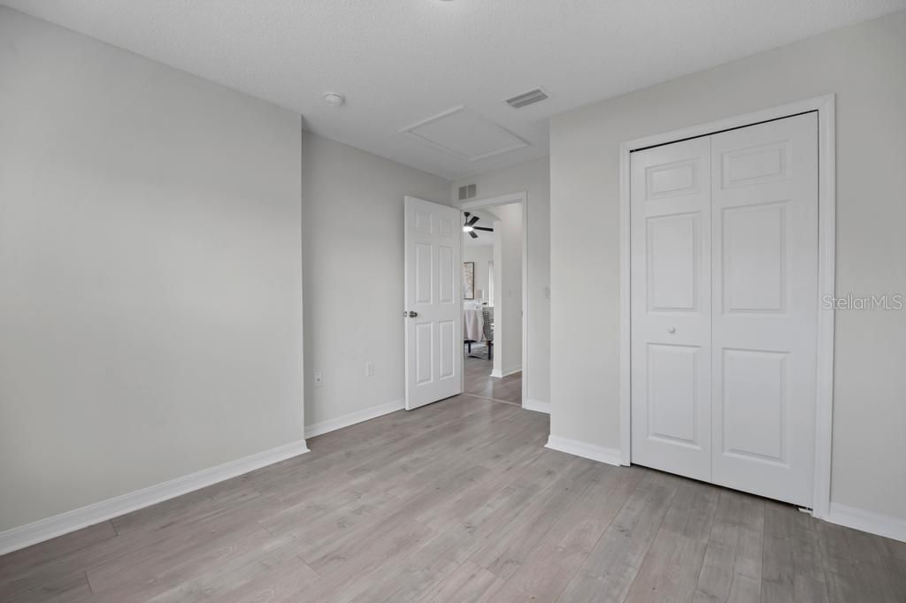 For Sale: $289,990 (3 beds, 2 baths, 1381 Square Feet)
