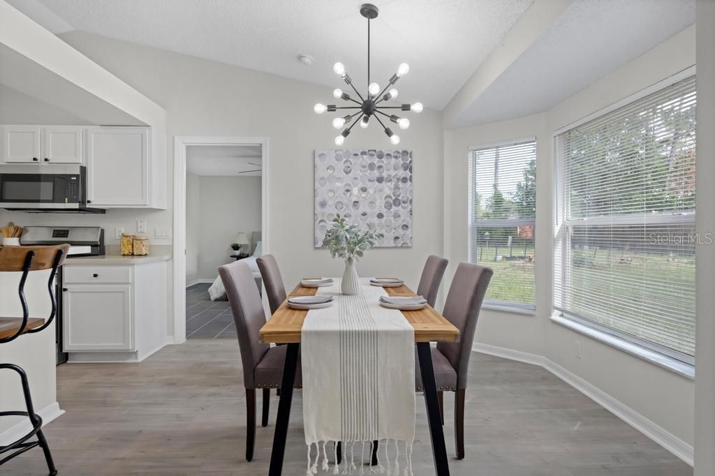 For Sale: $289,990 (3 beds, 2 baths, 1381 Square Feet)