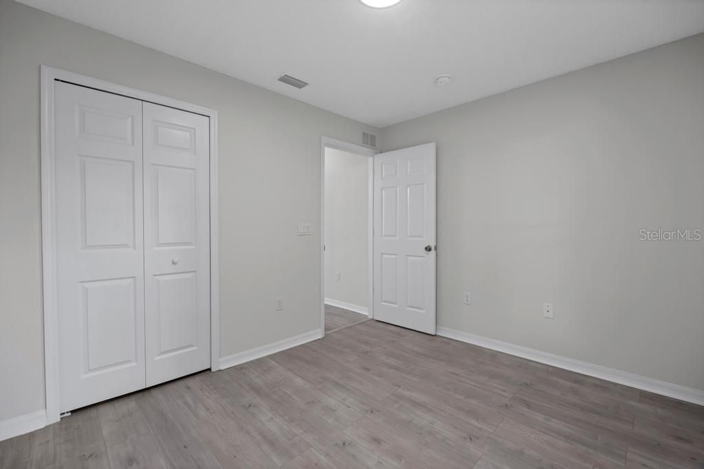 For Sale: $289,990 (3 beds, 2 baths, 1381 Square Feet)
