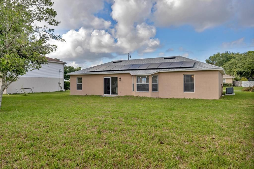 For Sale: $289,990 (3 beds, 2 baths, 1381 Square Feet)