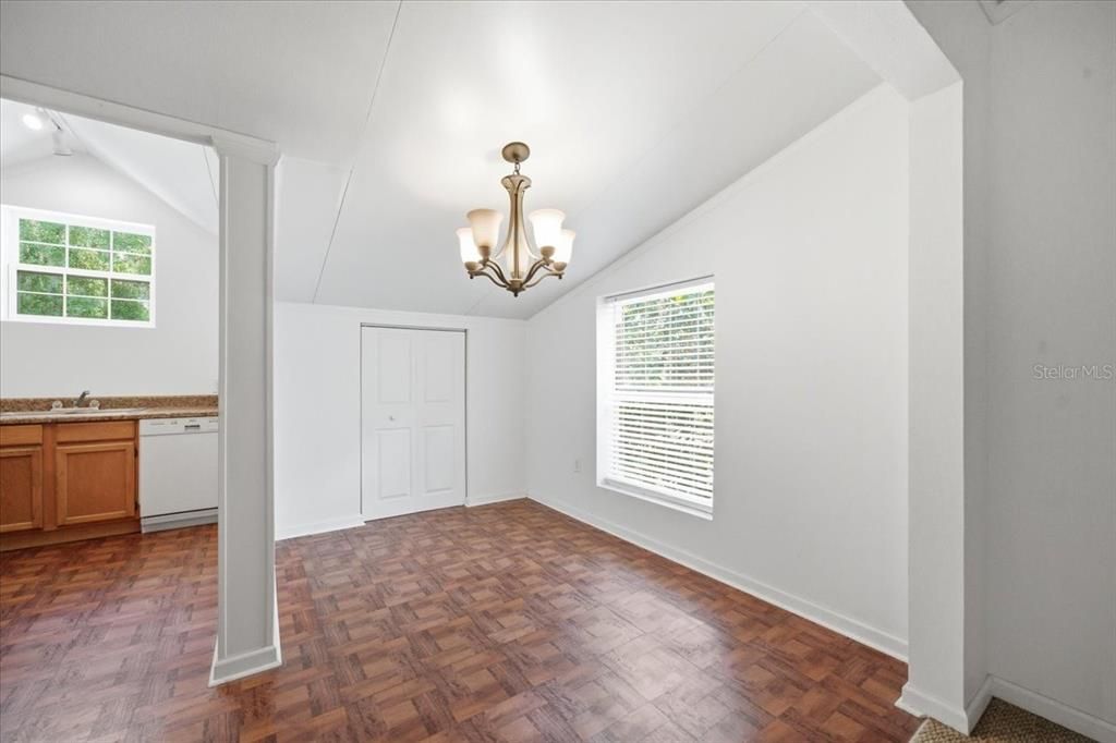 For Sale: $1,500,000 (6 beds, 4 baths, 5311 Square Feet)
