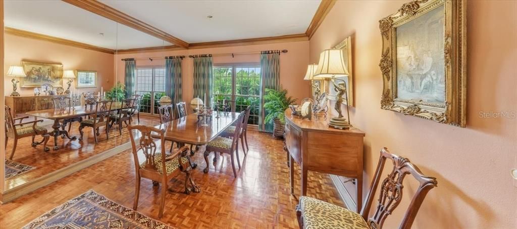 For Sale: $1,500,000 (6 beds, 4 baths, 5311 Square Feet)