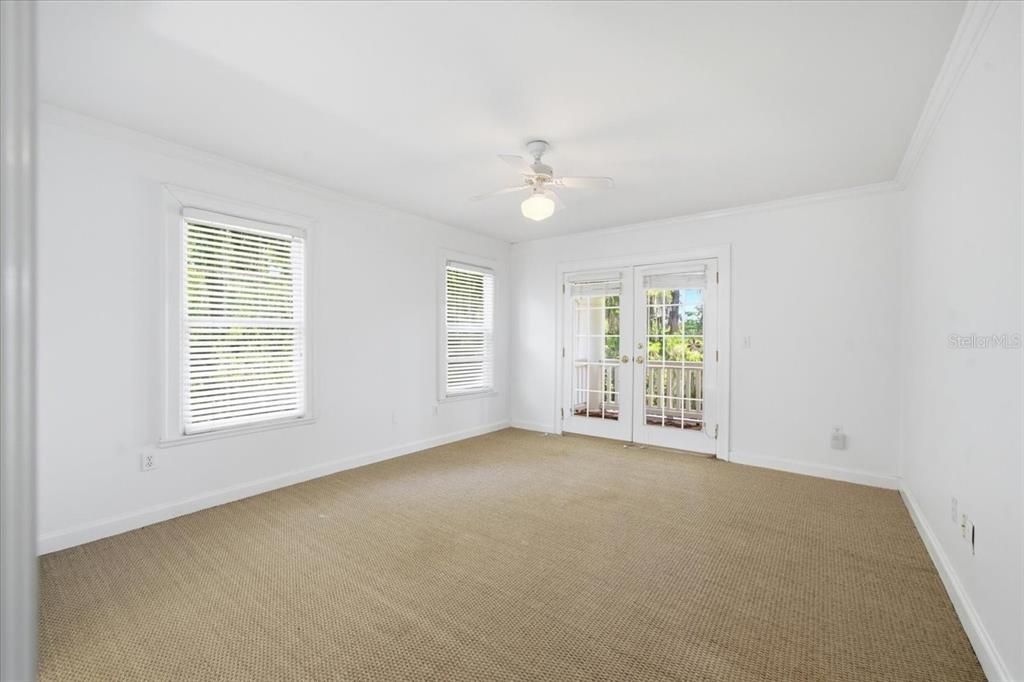 For Sale: $1,500,000 (6 beds, 4 baths, 5311 Square Feet)