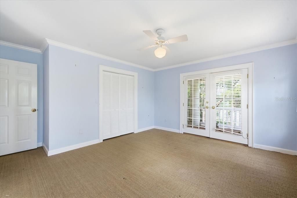 For Sale: $1,500,000 (6 beds, 4 baths, 5311 Square Feet)