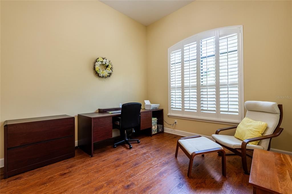 Active With Contract: $465,000 (4 beds, 2 baths, 2076 Square Feet)