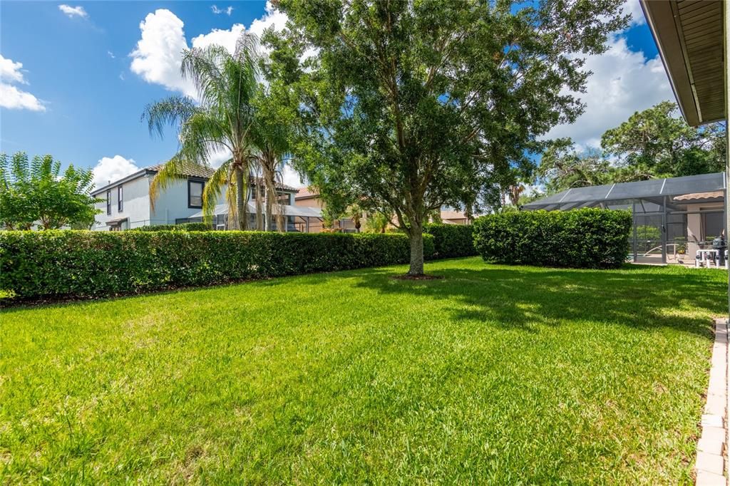 Active With Contract: $465,000 (4 beds, 2 baths, 2076 Square Feet)