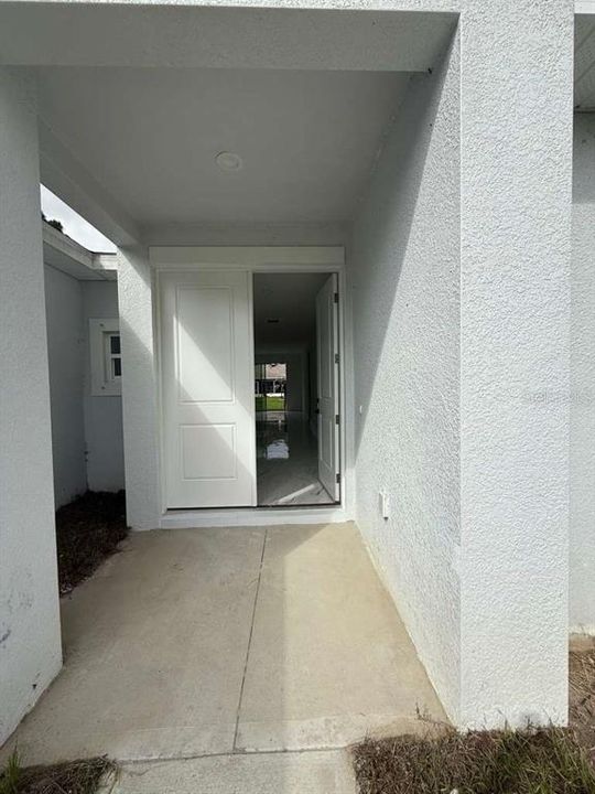 For Sale: $439,900 (3 beds, 2 baths, 1967 Square Feet)
