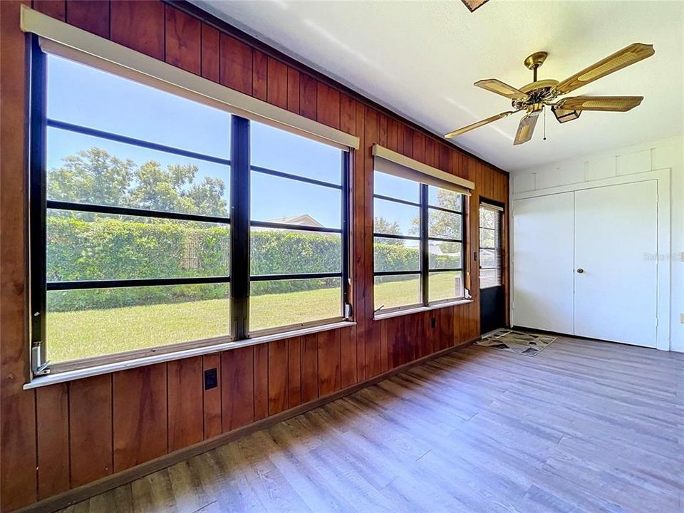 For Sale: $207,000 (2 beds, 2 baths, 1174 Square Feet)