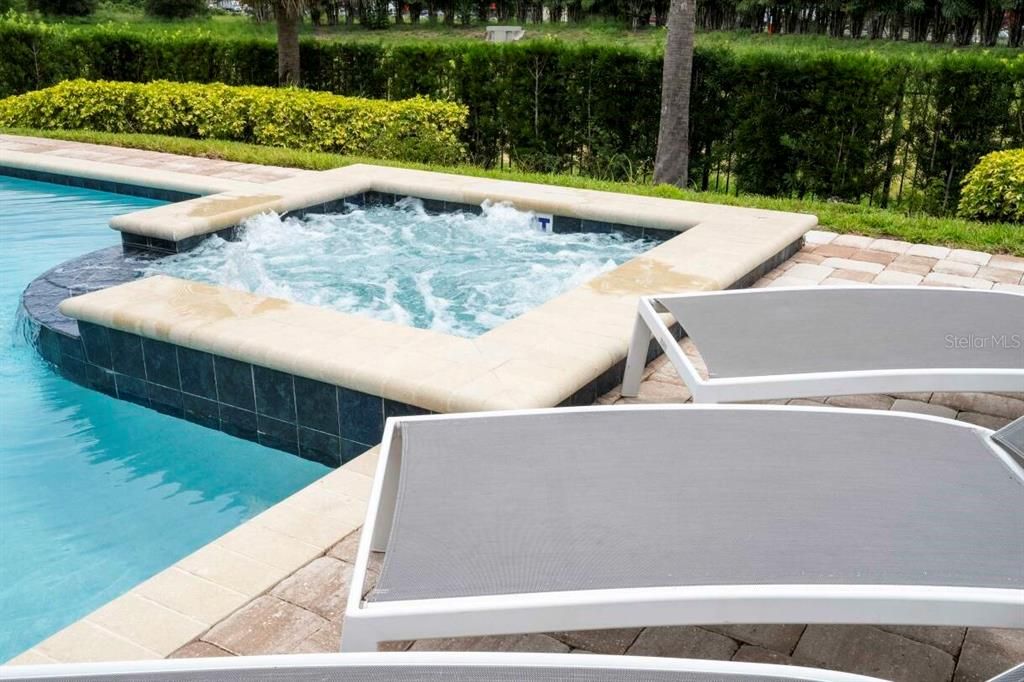 En Venta: $550,000 (4 camas, 3 baños, 2363 Pies cuadrados)