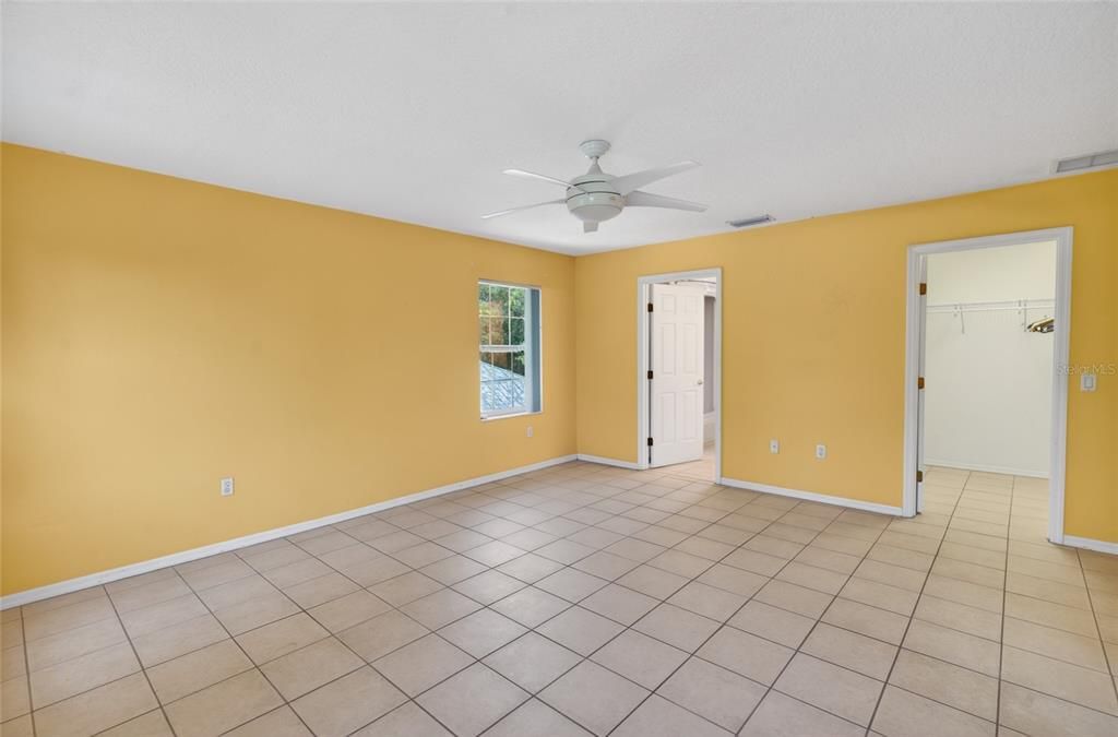 For Sale: $780,000 (4 beds, 4 baths, 4148 Square Feet)