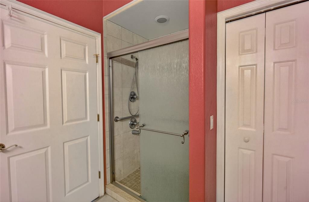 For Sale: $780,000 (4 beds, 4 baths, 4148 Square Feet)
