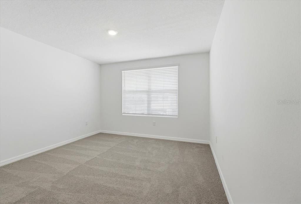 For Sale: $424,900 (4 beds, 3 baths, 2435 Square Feet)