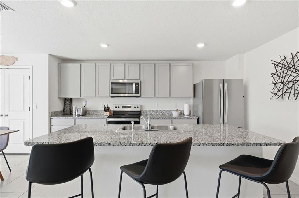 For Sale: $424,900 (4 beds, 3 baths, 2435 Square Feet)