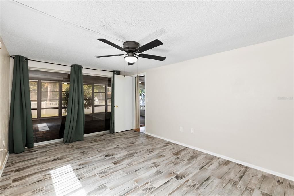 For Sale: $230,000 (2 beds, 2 baths, 1532 Square Feet)