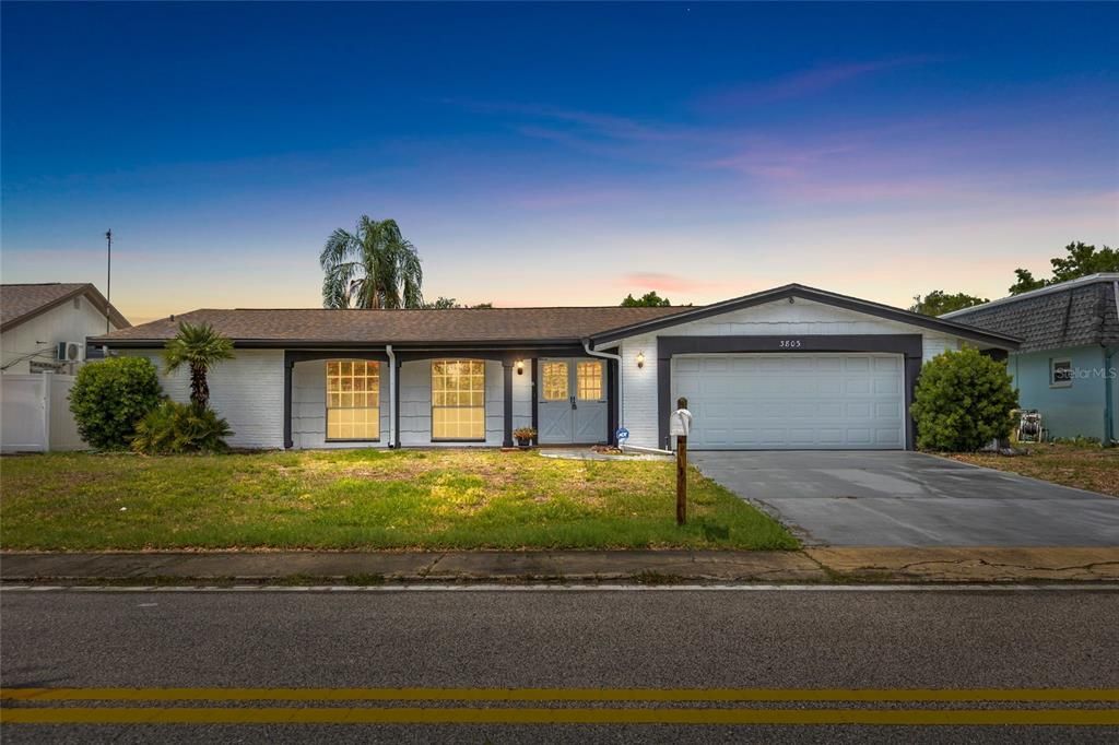For Sale: $230,000 (2 beds, 2 baths, 1532 Square Feet)
