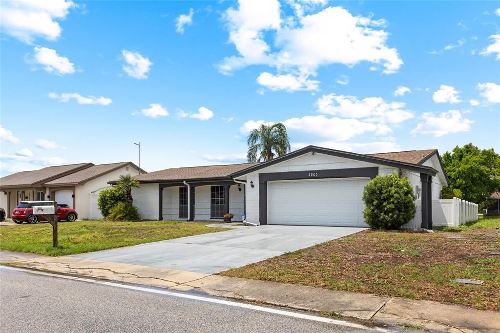 For Sale: $230,000 (2 beds, 2 baths, 1532 Square Feet)