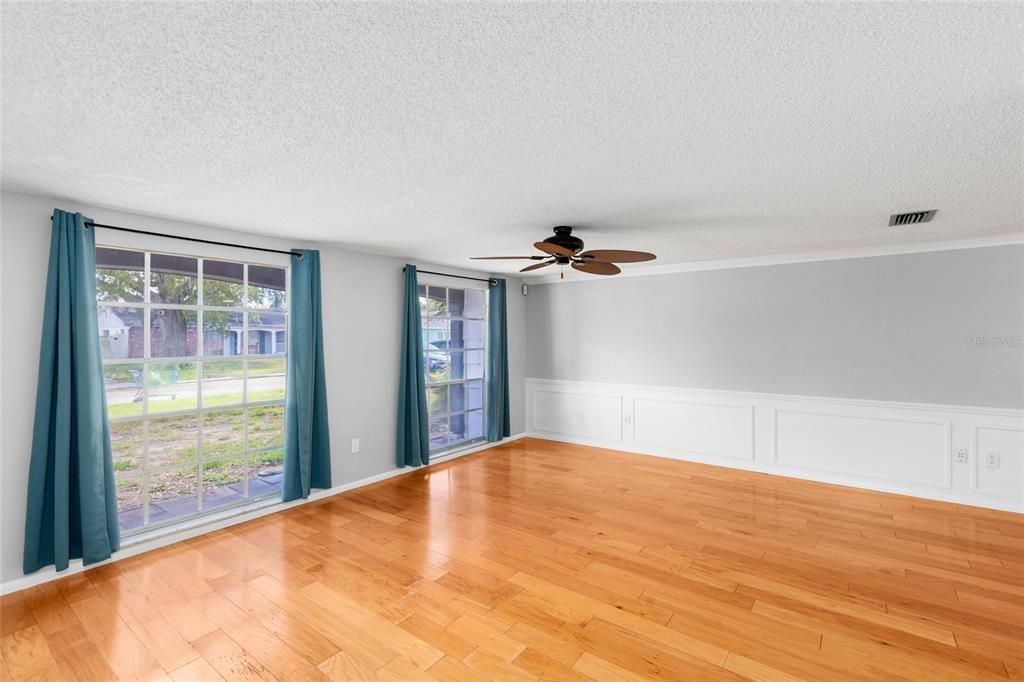 For Sale: $230,000 (2 beds, 2 baths, 1532 Square Feet)