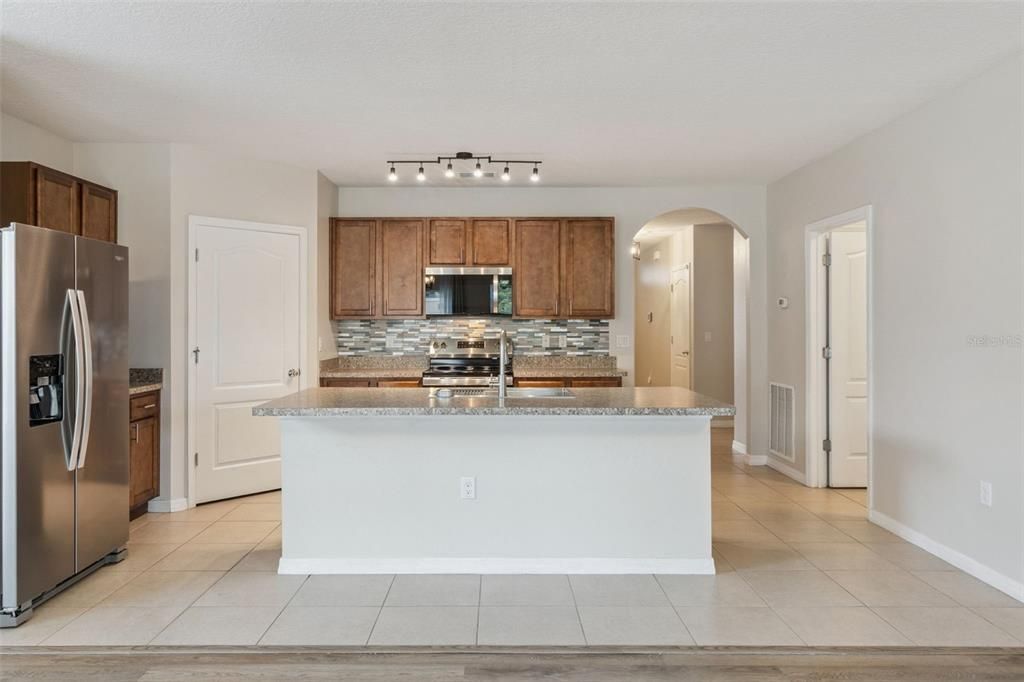 Active With Contract: $279,000 (4 beds, 2 baths, 1788 Square Feet)