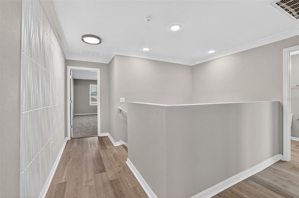 En Venta: $349,000 (4 camas, 2 baños, 1860 Pies cuadrados)