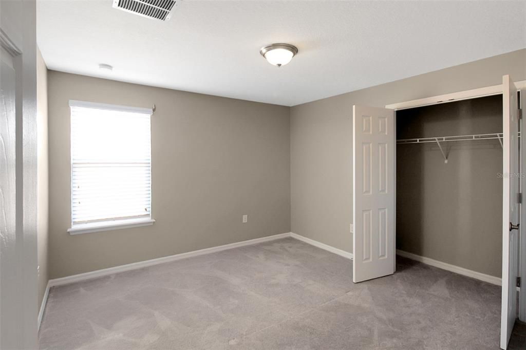 For Rent: $3,950 (5 beds, 4 baths, 3192 Square Feet)