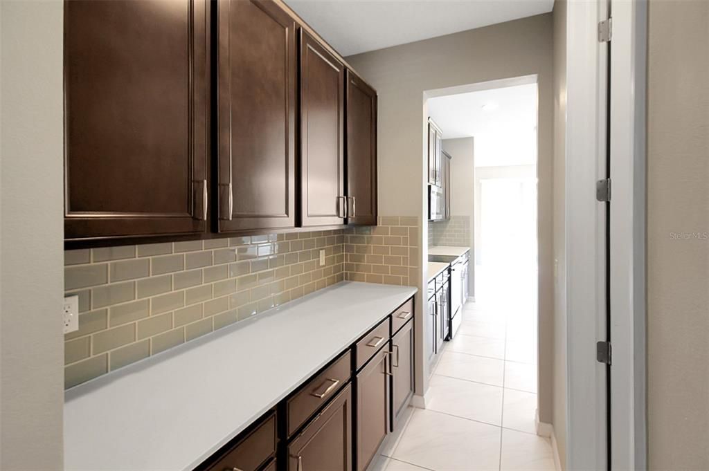 For Rent: $3,950 (5 beds, 4 baths, 3192 Square Feet)
