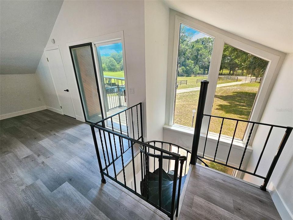 For Sale: $489,500 (3 beds, 2 baths, 3098 Square Feet)