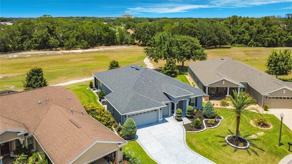 For Sale: $457,900 (3 beds, 2 baths, 1948 Square Feet)