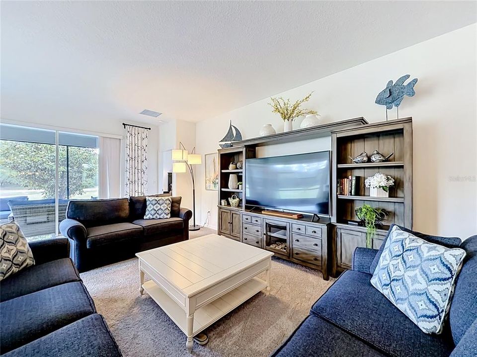 For Sale: $457,900 (3 beds, 2 baths, 1948 Square Feet)