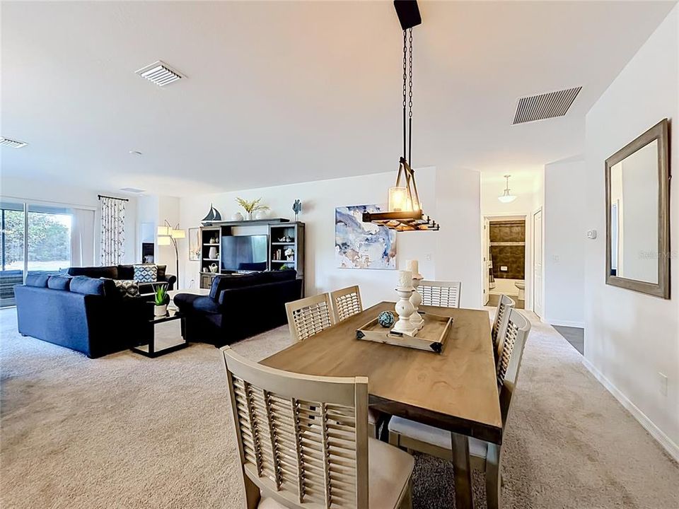 For Sale: $457,900 (3 beds, 2 baths, 1948 Square Feet)