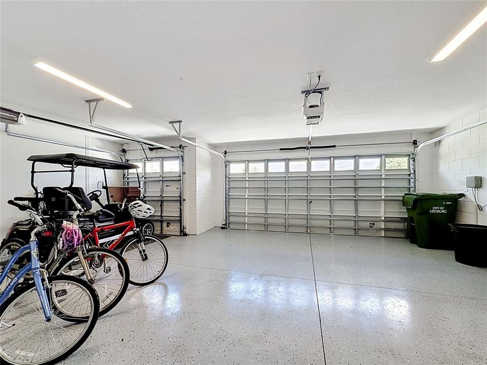 For Sale: $457,900 (3 beds, 2 baths, 1948 Square Feet)