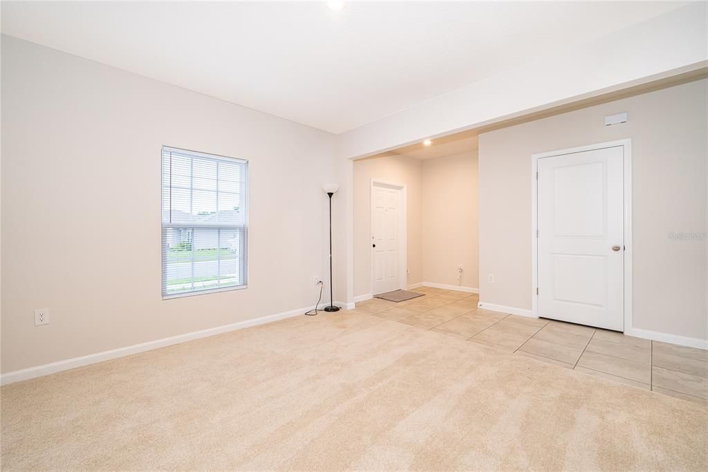 For Sale: $367,000 (4 beds, 2 baths, 2280 Square Feet)