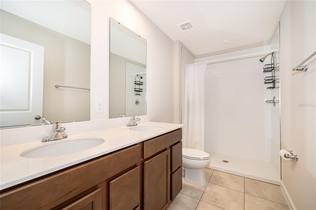 For Sale: $367,000 (4 beds, 2 baths, 2280 Square Feet)