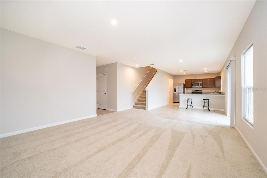 For Sale: $367,000 (4 beds, 2 baths, 2280 Square Feet)