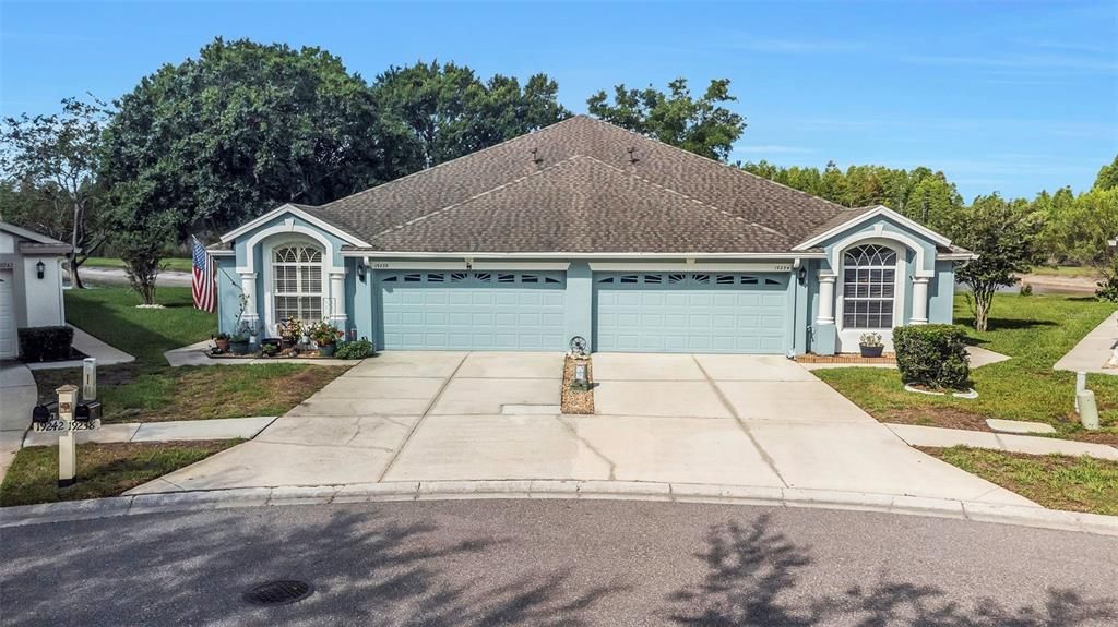 For Sale: $354,900 (2 beds, 2 baths, 1722 Square Feet)