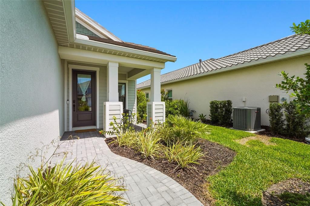 Active With Contract: $640,000 (3 beds, 2 baths, 1862 Square Feet)