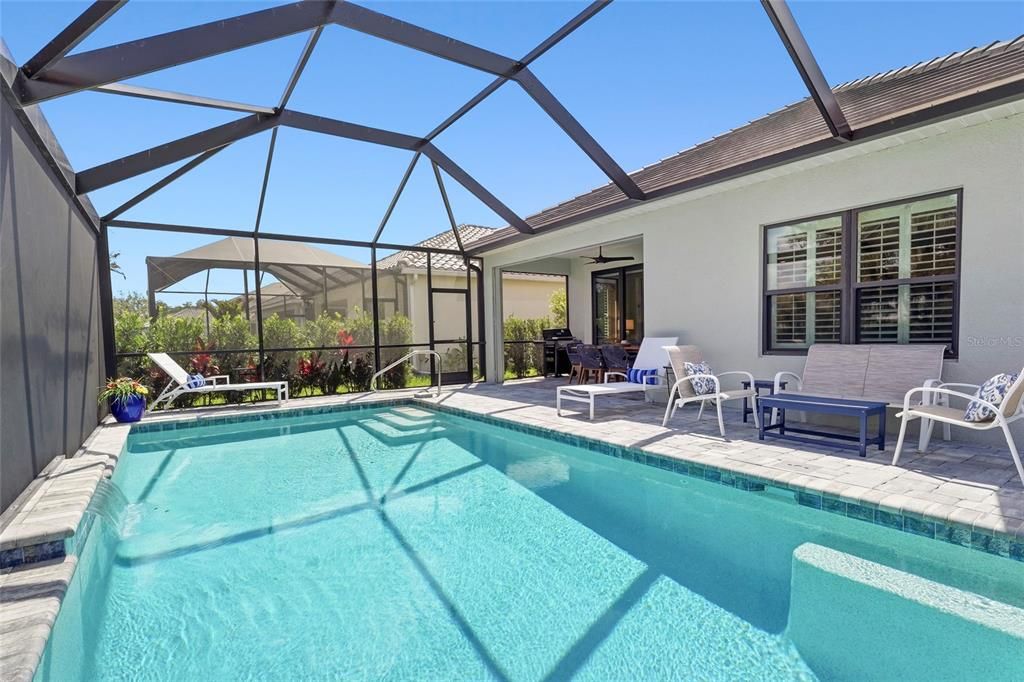 Active With Contract: $640,000 (3 beds, 2 baths, 1862 Square Feet)