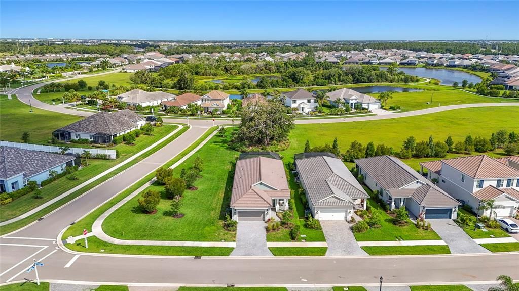 Active With Contract: $640,000 (3 beds, 2 baths, 1862 Square Feet)