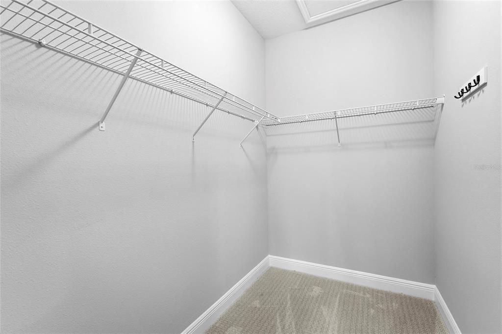 Active With Contract: $640,000 (3 beds, 2 baths, 1862 Square Feet)