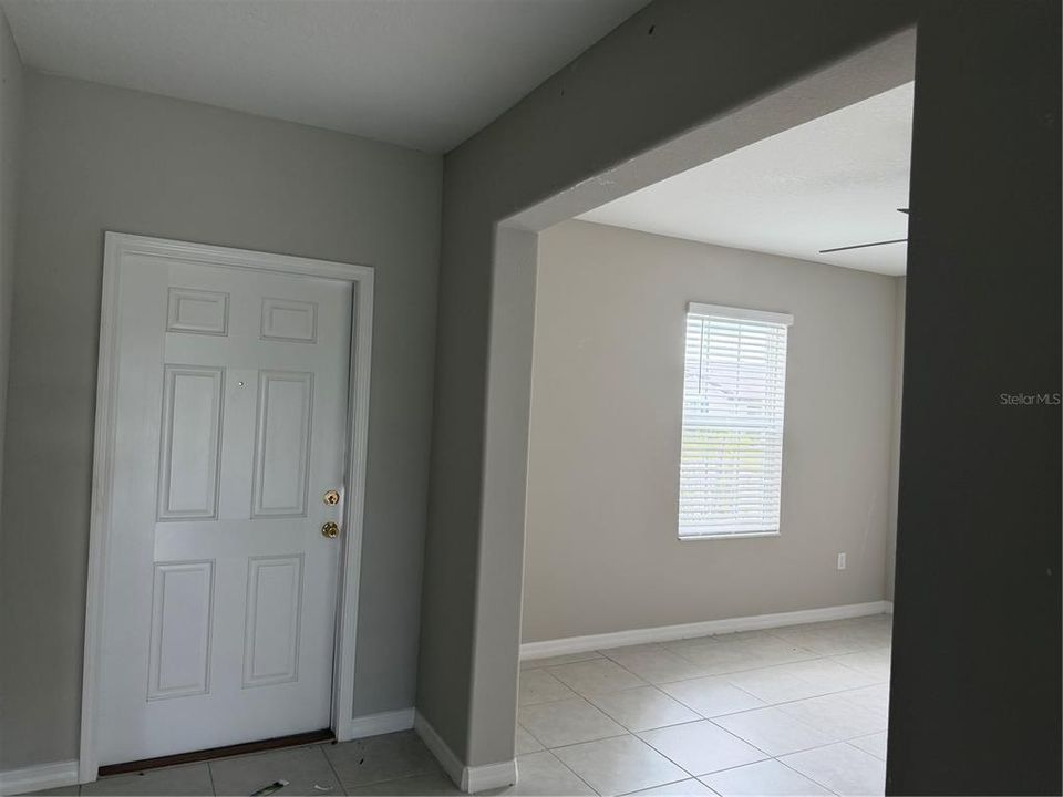 For Sale: $365,000 (5 beds, 2 baths, 2949 Square Feet)