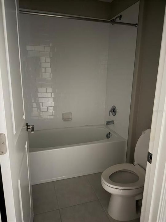 For Sale: $365,000 (5 beds, 2 baths, 2949 Square Feet)